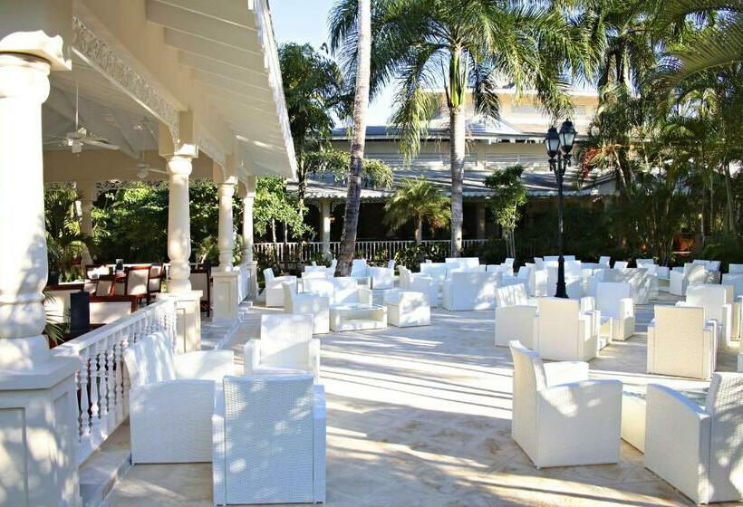 استراحتگاه Bahia Principe Grand El Portillo - All Inclusive