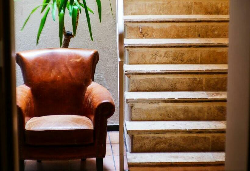 בית מלון כפרי Auberge De La Tour