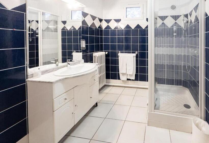 בית מלון כפרי Auberge De La Tour