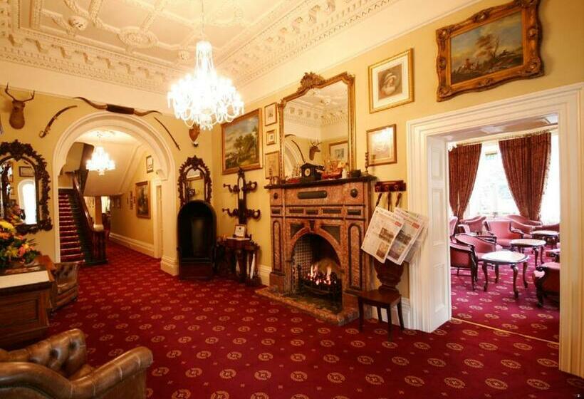 فندق Finnstown Castle