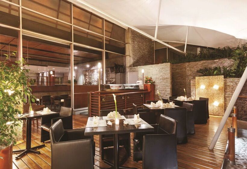 هتل Hilton Colon Quito