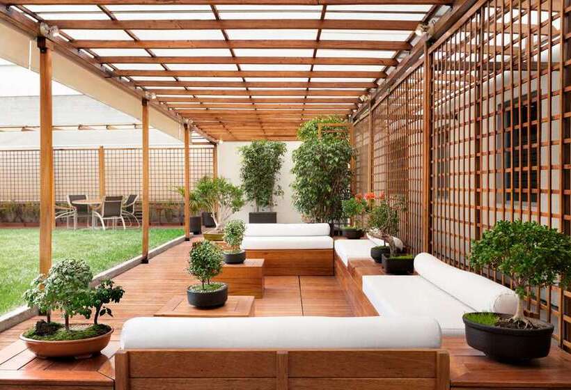 هتل Hilton Colon Quito