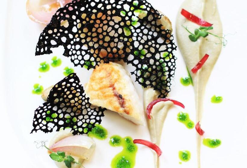 هتل Hostellerie Au Cygne