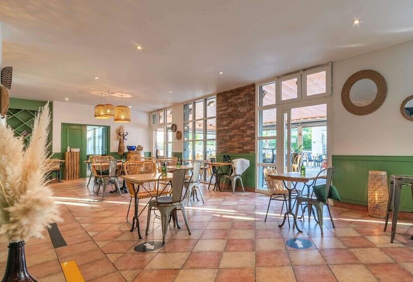 هتل Ibis Montpellier Centre Polygone