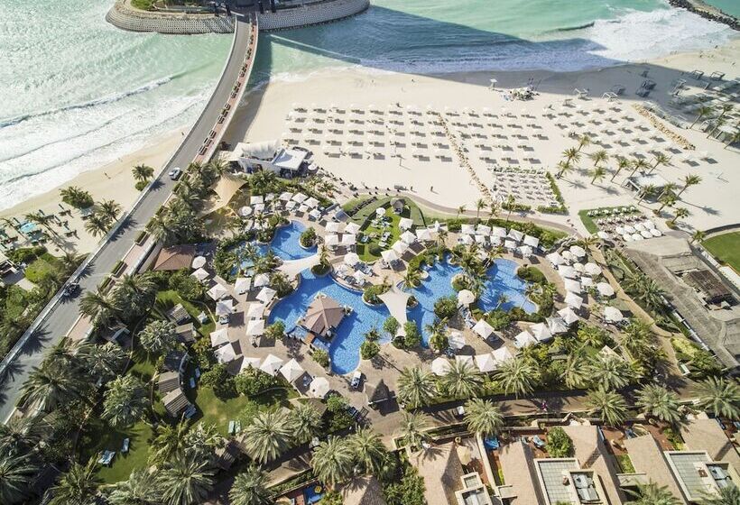 Jumeirah Beach Hotel Dubai