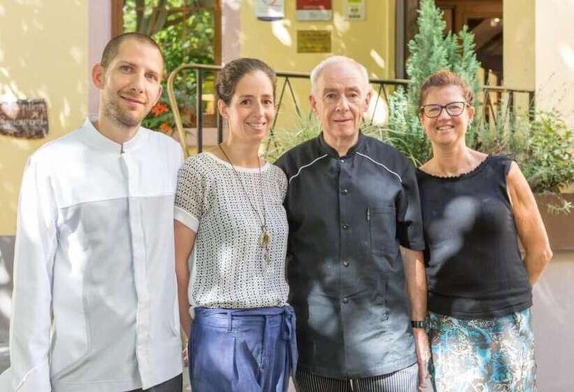 酒店 L Ao Hôtel & Restaurant L Aigle D Or