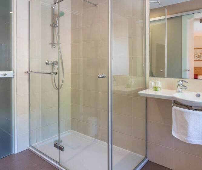 酒店 L Ao Hôtel & Restaurant L Aigle D Or