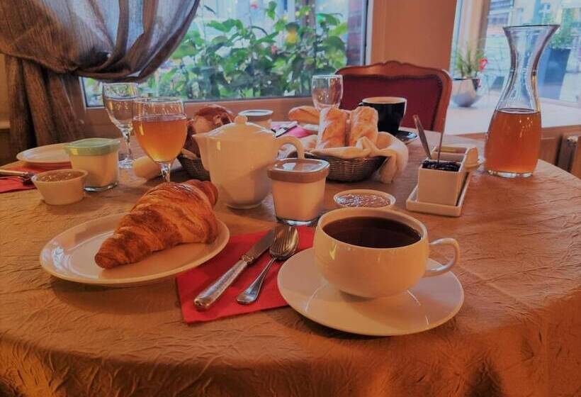 酒店 L Auberge Du Cochon D Or