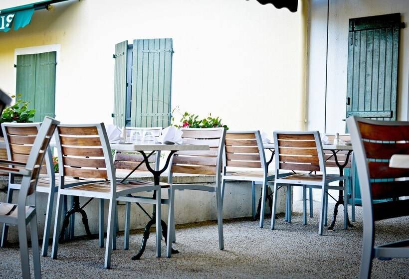 فندق Logis Auberge Du Relais   Hôtel & Restaurant