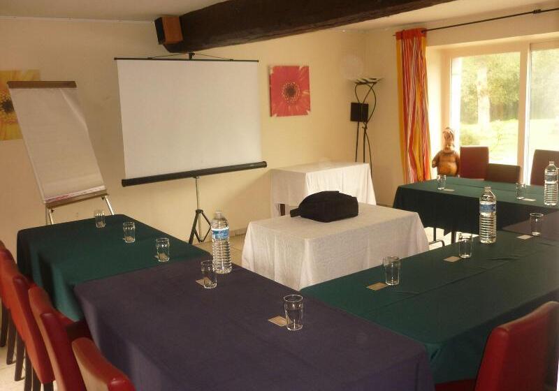 فندق Logis Hôtel Le Manoir Des Portes