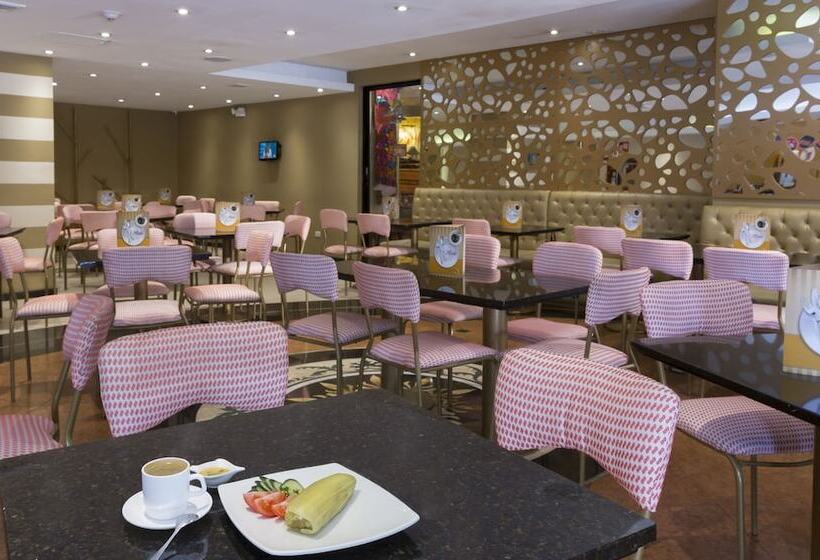 هتل Mercure Alameda Quito