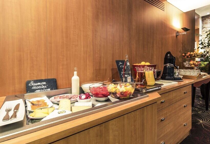 Отель Mercure Albi Bastides