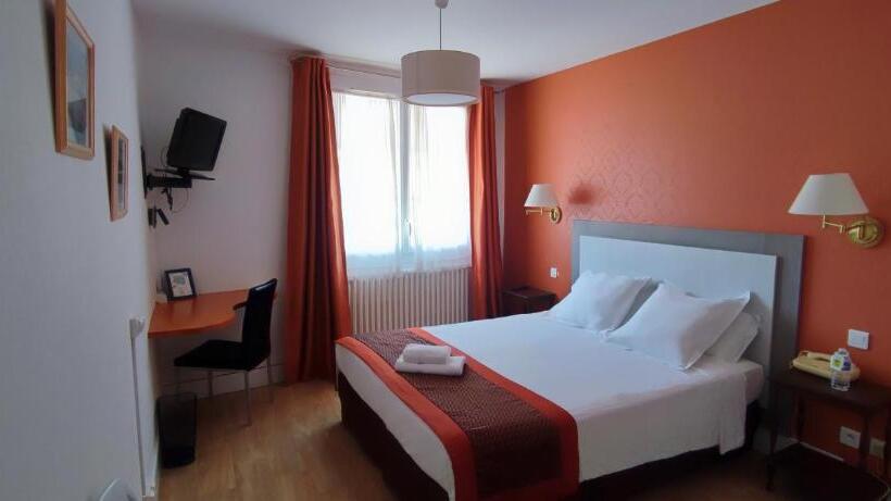 Logis Grand Hotel Pelisson