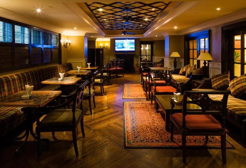 Novel Hotel City Center