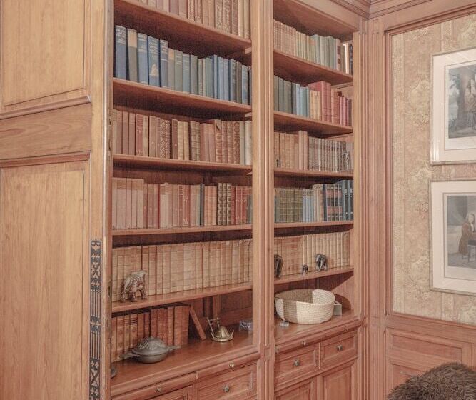 בית מלון כפרי Château Du Clair De Lune   Boutique Luxury