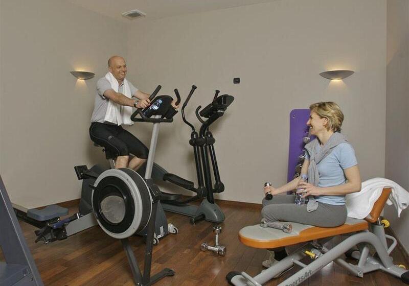 فندق Chateau & Spa De La Commanderie