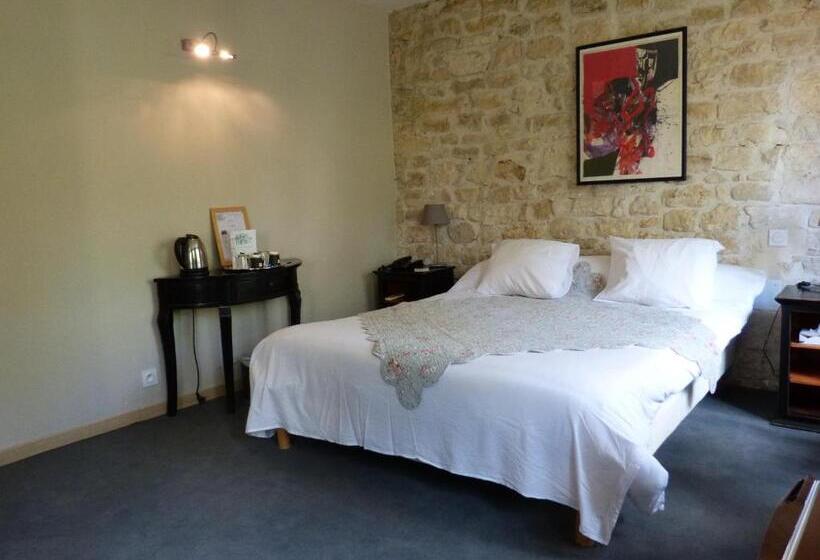 בית מלון כפרי Château D Arpaillargues   Teritoria