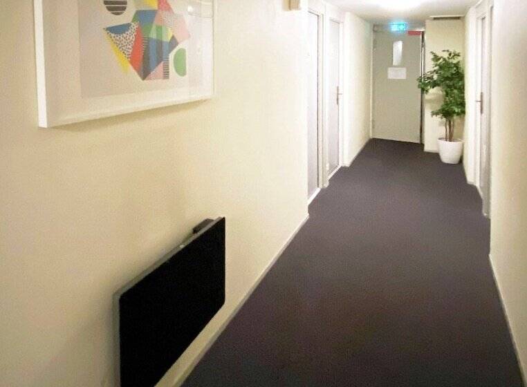 בית מלון כפרי Logis Hôtel Des Lacs Paris Sud