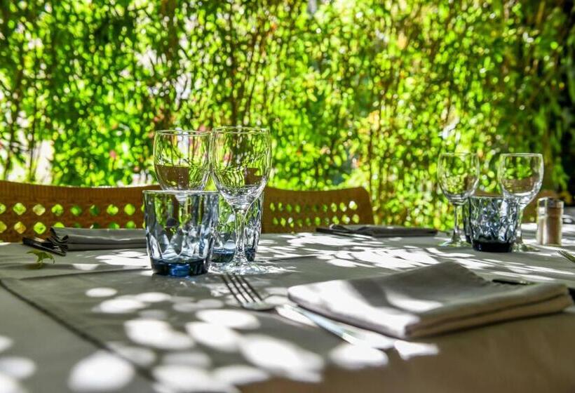 فندق Du Commerce