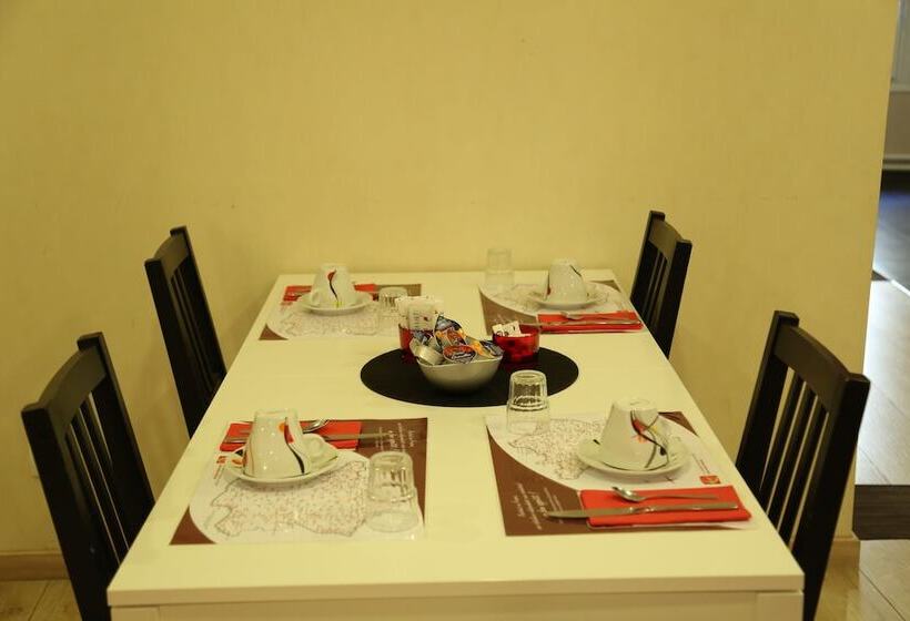 هتل Hôtel Concorde Béziers