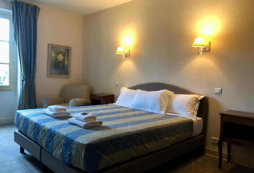 هتل Hôtel Le Cro Magnon