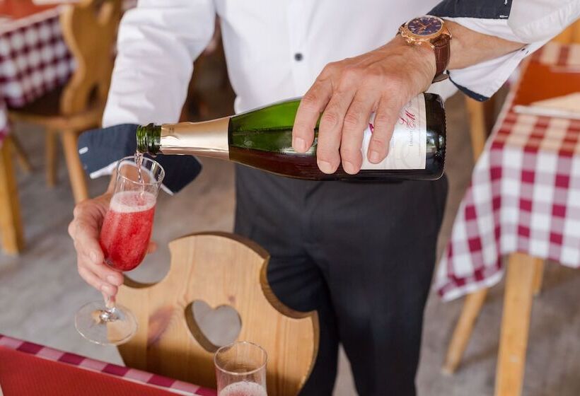 فندق The Originals Annemasse Sud   Porte De Genève