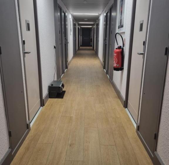 酒店 Ace Hôtel Travel Fabrègues   A9 Montpellier Sud