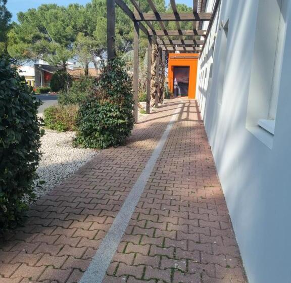 酒店 Ace Hôtel Travel Fabrègues   A9 Montpellier Sud