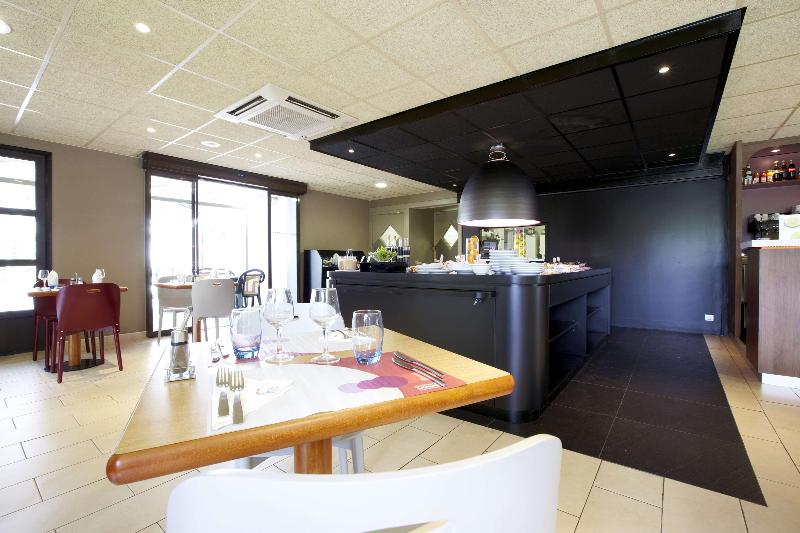 هتل Campanile Aix En Provence Ouest  Jas De Bouffan