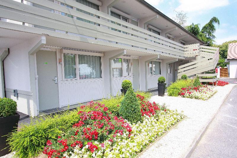 Campanile Hotel Chantilly