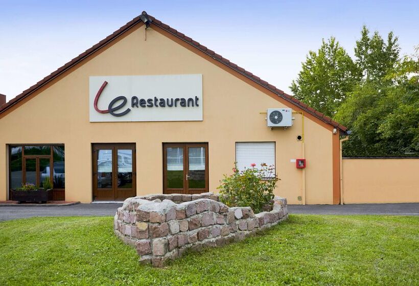 בית מלון כפרי Campanile Colmar Parc Des Expositions