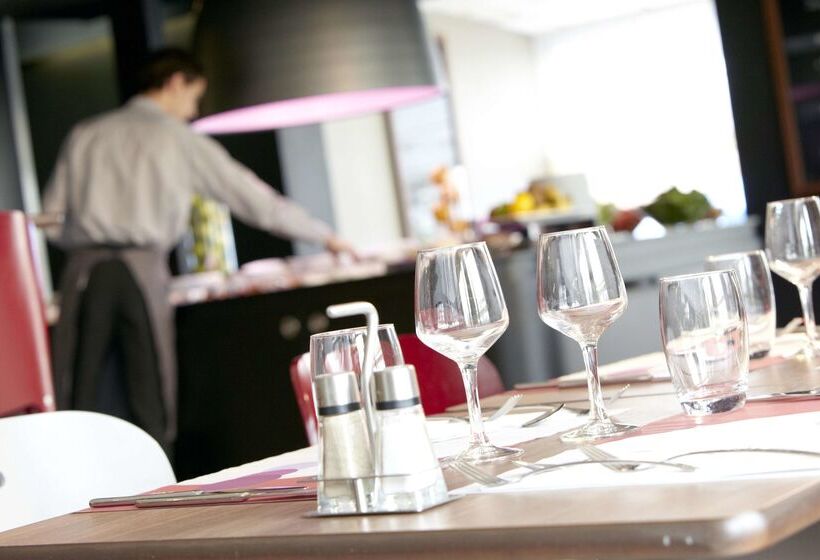 בית מלון כפרי Campanile Lille Sud  Chr