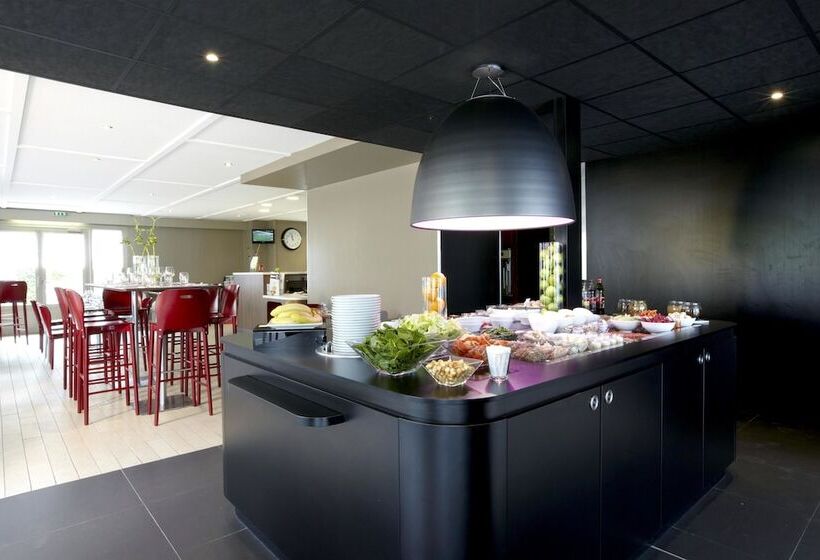 هتل Campanile Lille Sud Chr