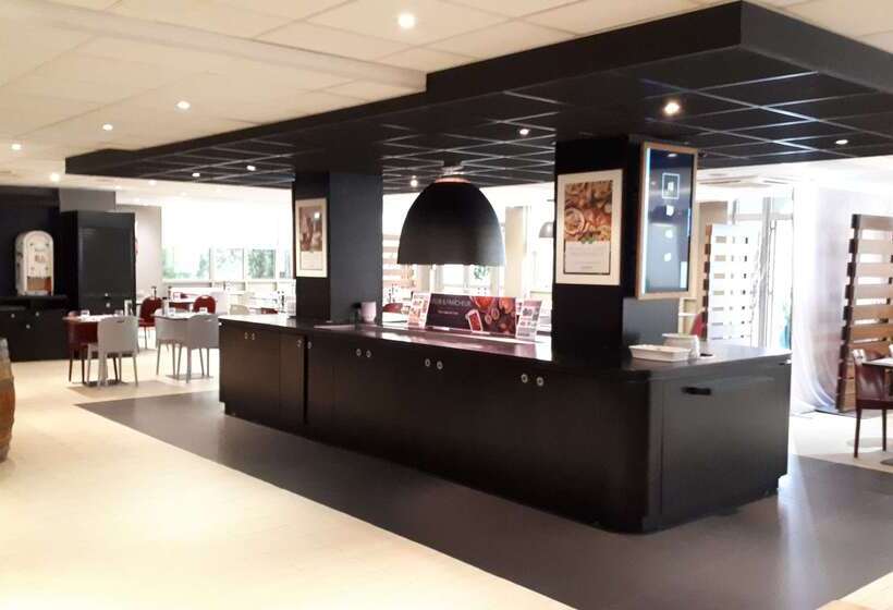 Отель Campanile Marne La Vallee  Torcy