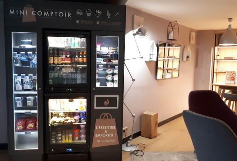 Отель Campanile Marne La Vallee  Torcy