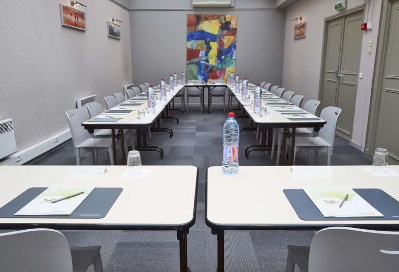 בית מלון כפרי Campanile Paris Ouest   Porte De Champerret Levallois