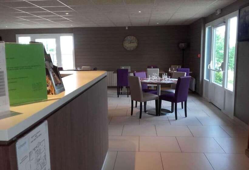 בית מלון כפרי Campanile Sable Sur Sarthe  Vion