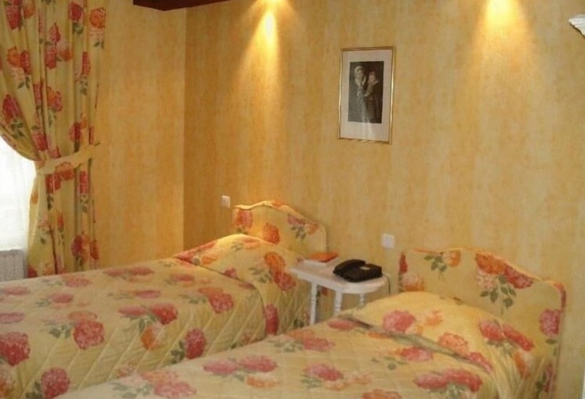 호텔 The Originals Château De Perigny