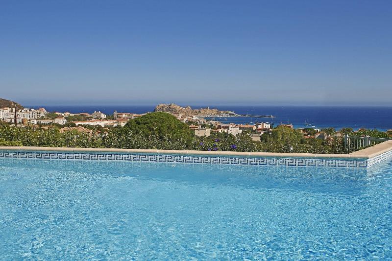 هتل Funtana Marina