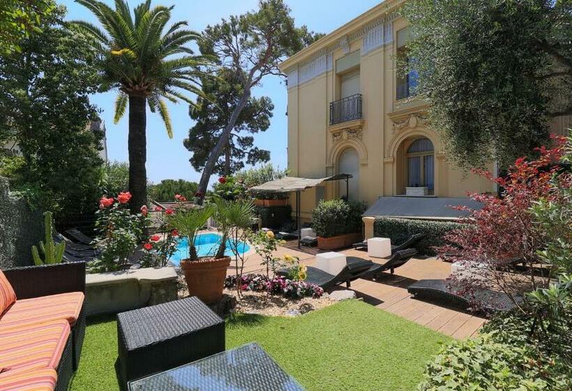 هتل Hôtel Petit Palais