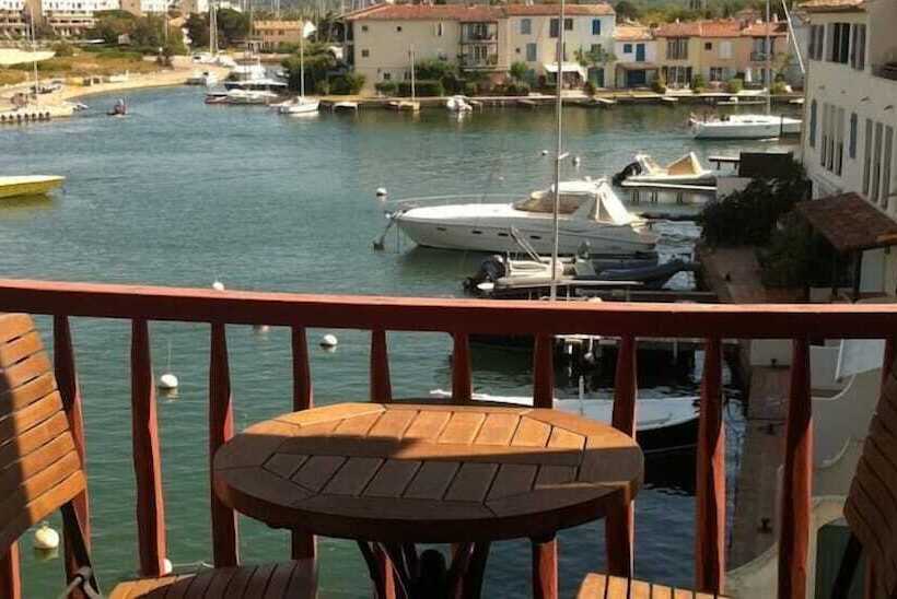 ホテル Hôtel Giraglia