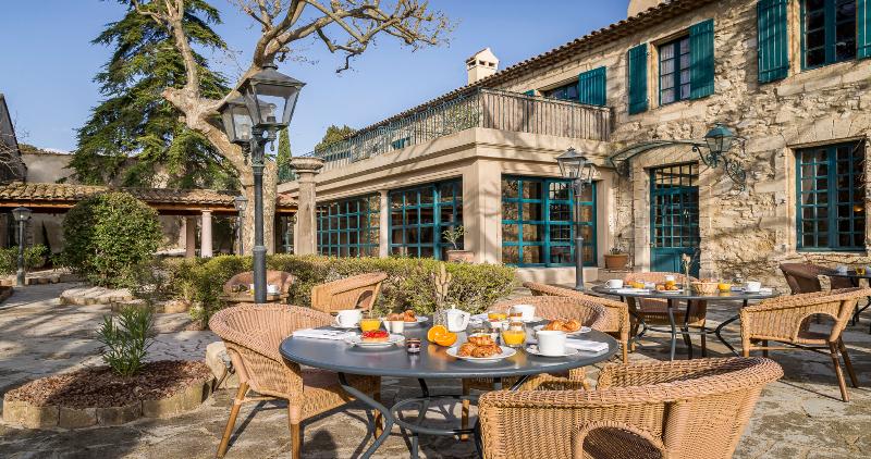 ホテル Hôtel La Magnaneraie