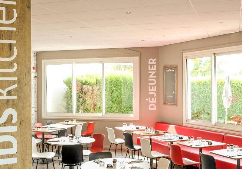 هتل Ibis Châlonsenchampagne