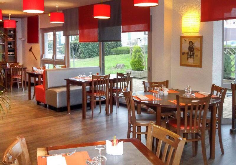 בית מלון כפרי Ibis Moulins