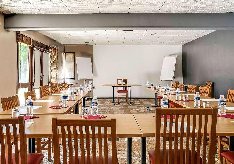 فندق Ibis Salon De Provence