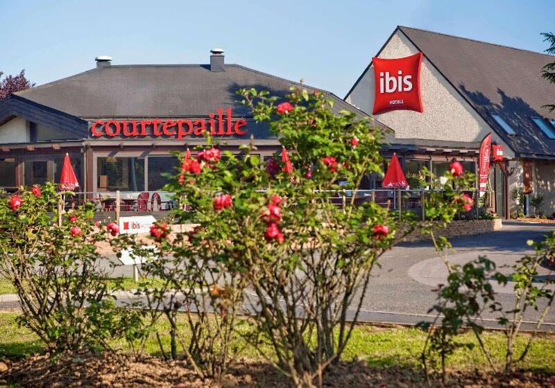 Отель Ibis Senlis