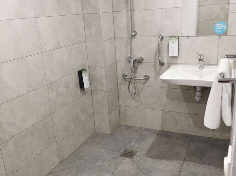 فندق Kyriad Direct Nancy Est  Essey