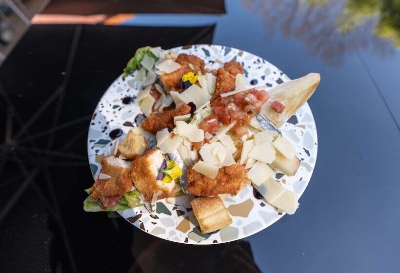 ホテル Kyriad Lyon Sud  Sainte Foy