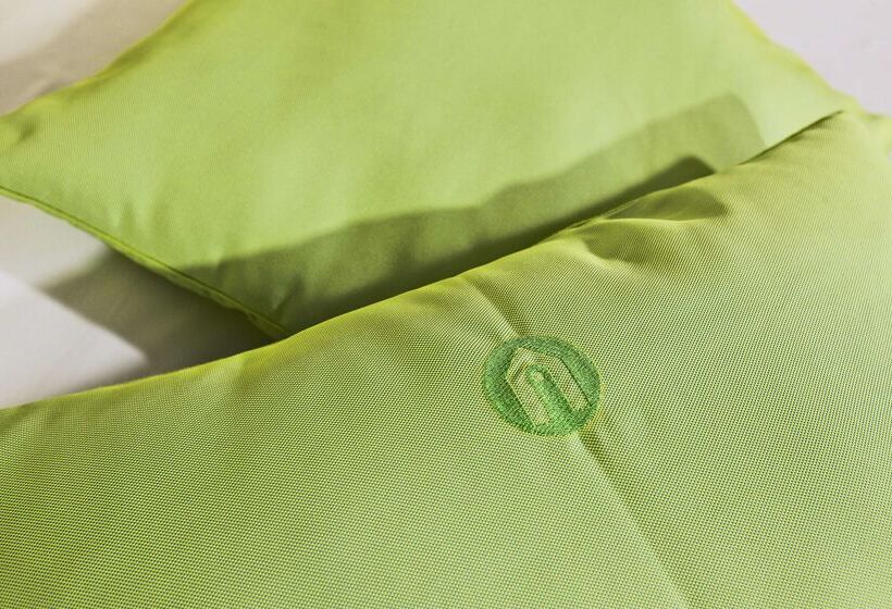 فندق Campanile Chanas