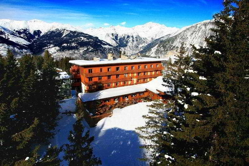 Отель Des Neiges Courchevel